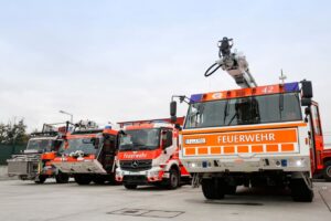 Mehr über den Artikel erfahren Einladung der Seglerjugend zur Besichtigung der Flughafenfeuerwehr